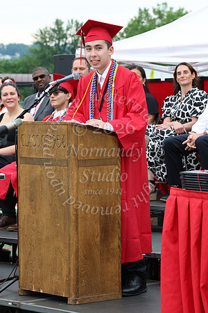HCH_grad_candids_903