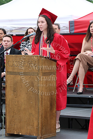 HCH_grad_candids_922