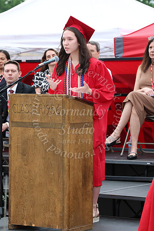 HCH_grad_candids_923