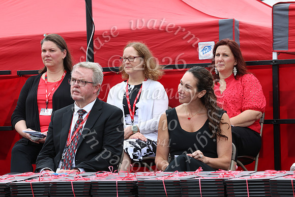 HCH_grad_candids_929