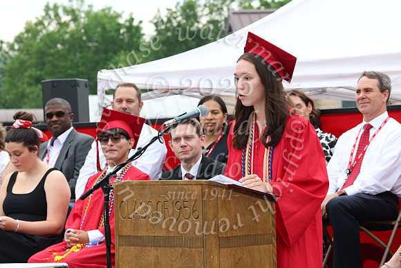 HCH_grad_candids_932