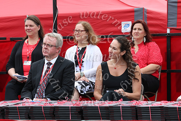 HCH_grad_candids_930