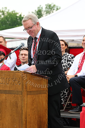 HCH_grad_candids_943