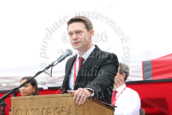 HCH_grad_candids_963