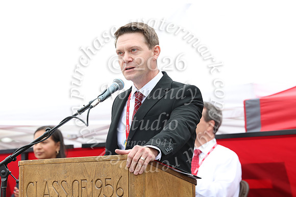 HCH_grad_candids_964