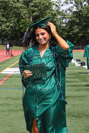 RDG_holding_diplomas_035