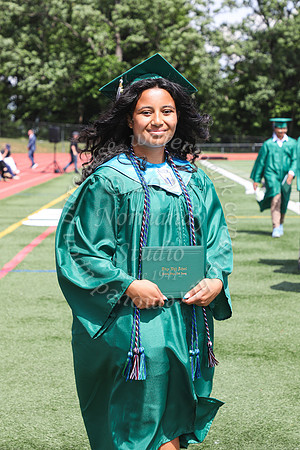 RDG_holding_diplomas_043