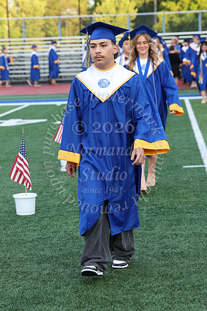 CHS_GRAD_CANDIDS_043
