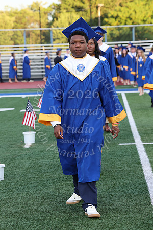 CHS_GRAD_CANDIDS_052