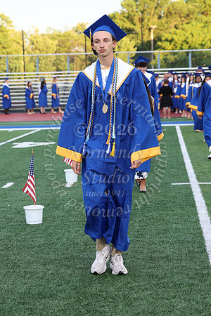 CHS_GRAD_CANDIDS_064
