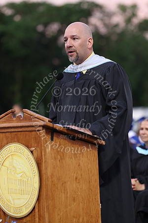 CHS_GRAD_CANDIDS_230