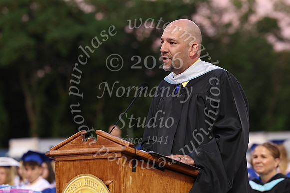 CHS_GRAD_CANDIDS_243