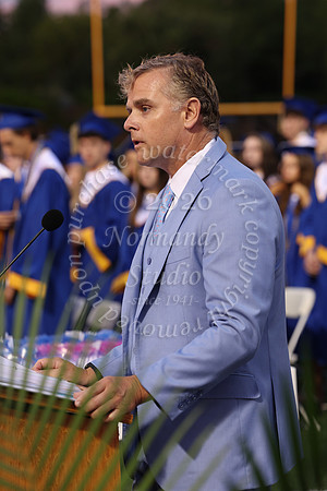 CHS_GRAD_CANDIDS_247