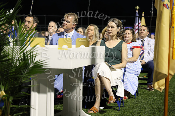 CHS_GRAD_CANDIDS_254