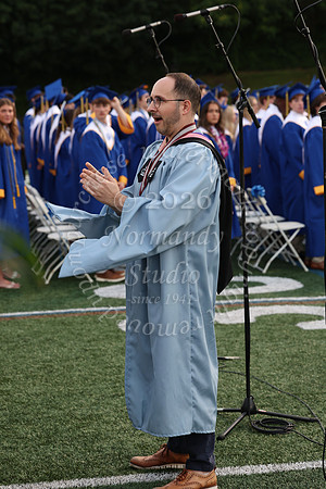 CHS_GRAD_CANDIDS_202