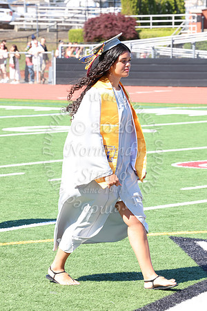 MAT_grad_candids_024