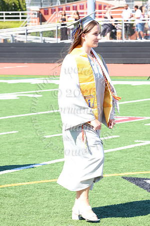 MAT_grad_candids_028