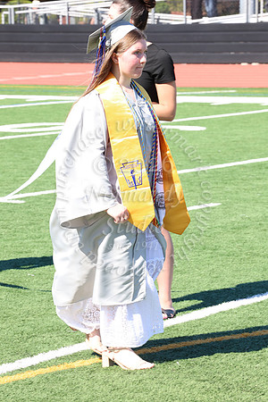 MAT_grad_candids_035
