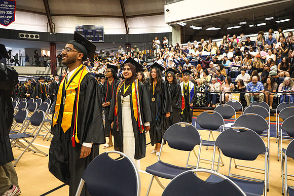 MRH_grad_10
