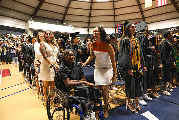 MRH_grad_30