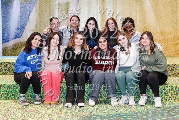 WHS_cast+crew_37