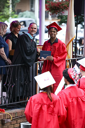DHS_diplomas_12