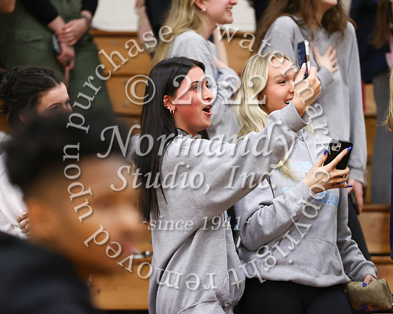CHS_seniorvsfac_bb_40