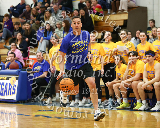 CHS_seniorvsfac_bb_63