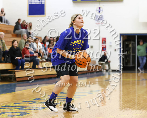 CHS_seniorvsfac_bb_66