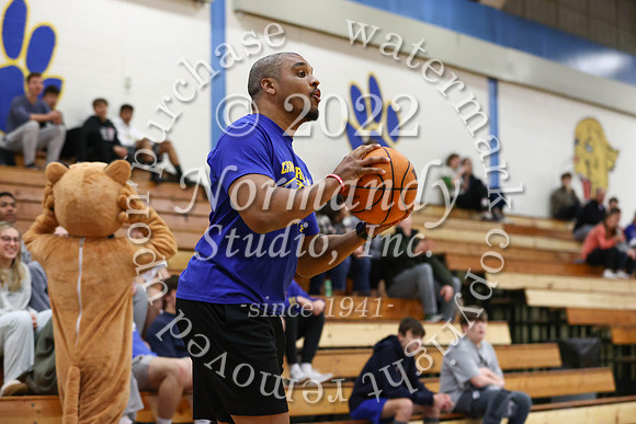 CHS_seniorvsfac_bb_65
