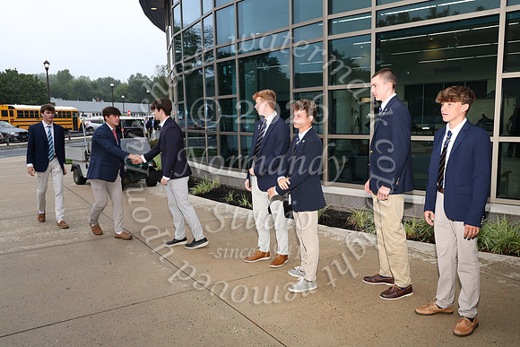 CBA_fr_arriving_012