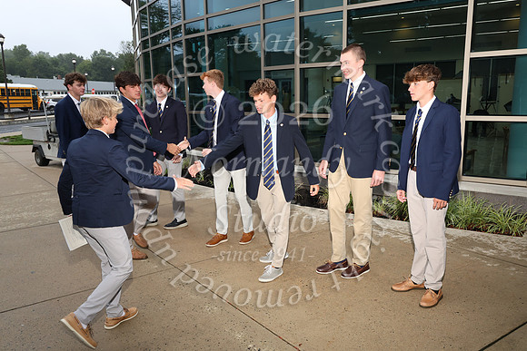 CBA_fr_arriving_013