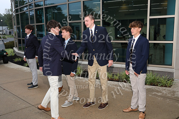 CBA_fr_arriving_017