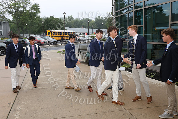CBA_fr_arriving_023