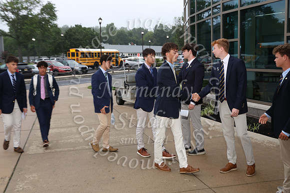 CBA_fr_arriving_022