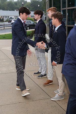CBA_fr_arriving_070