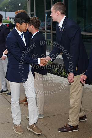 CBA_fr_arriving_073