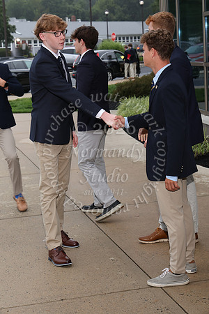 CBA_fr_arriving_077