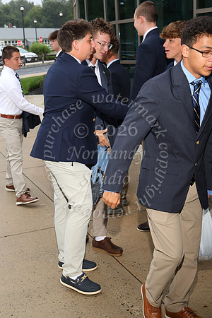 CBA_fr_arriving_094