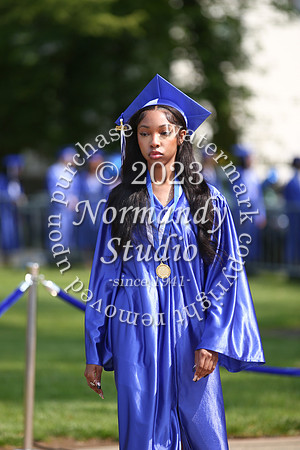 uch_grad_candids_072