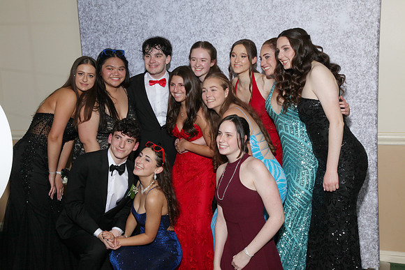 FTH_jr_prom_dancing+tables_165