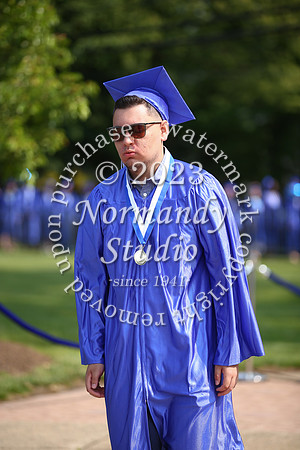 uch_grad_candids_044