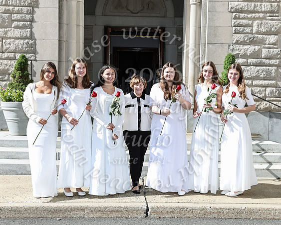 MSM_sr_whitegown_group-6