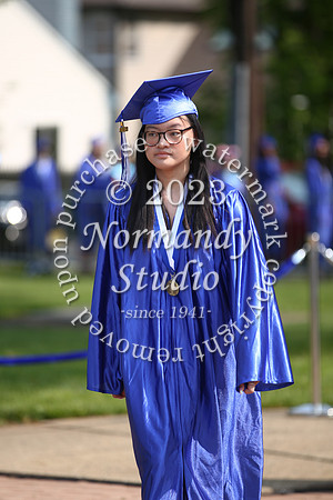 uch_grad_candids_066
