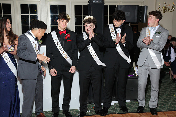 FTH_jr_prom_prince + princess_321