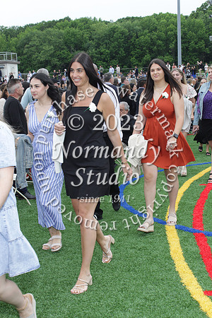 TOT_grad_candids_025