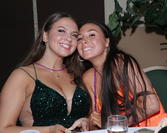 FTH_jr_prom_dancing+tables_207