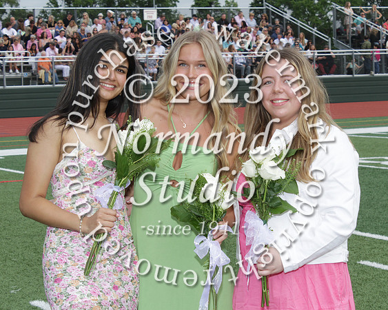 RAM_grad_entrance_008