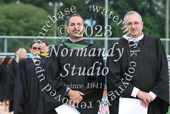 CHS_grad_candids_014