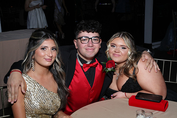 TOT_637_prom